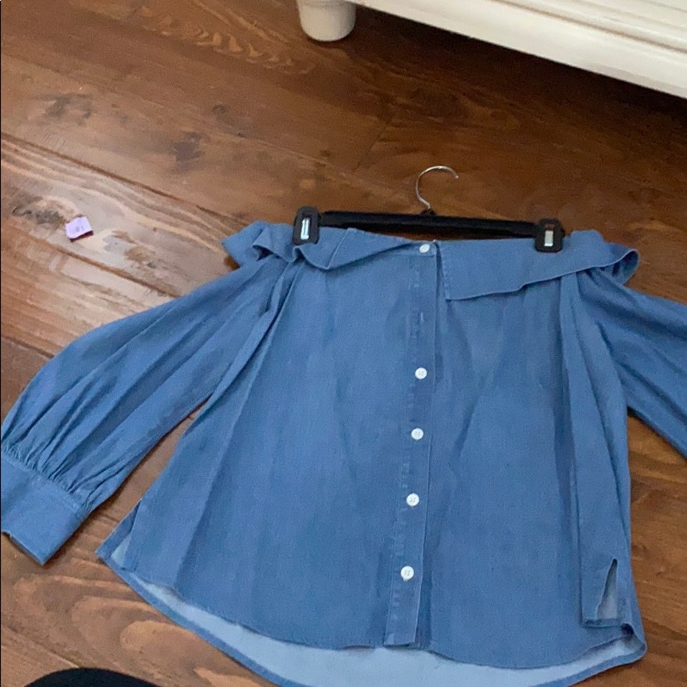 3 blouses - Picture 4 of 7